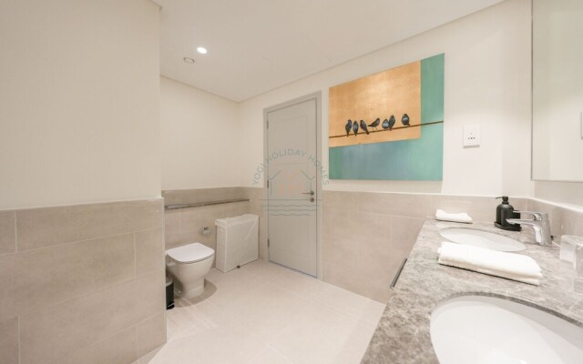 YOGI - Fabulous 2BR Apt Downtown