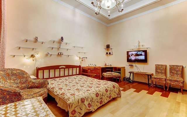 Longo Apartment Kirochnaya 27