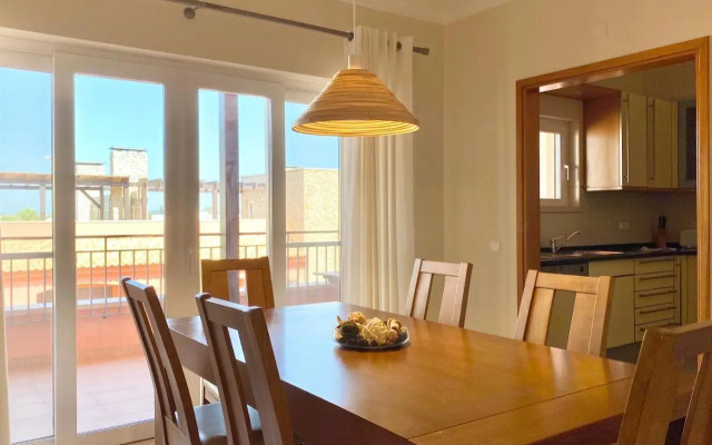 Amazing 2Bedroom apartment in Victoria Boulevard