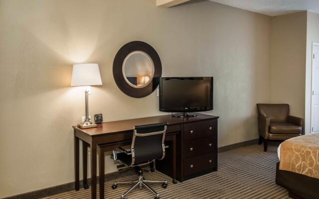Comfort Suites Lafayette University Area