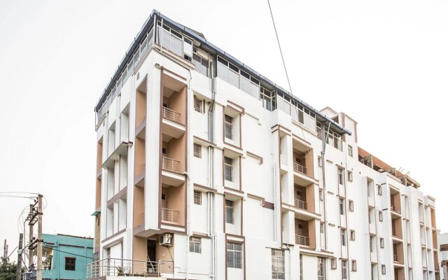 OYO 18293 Dream Homes