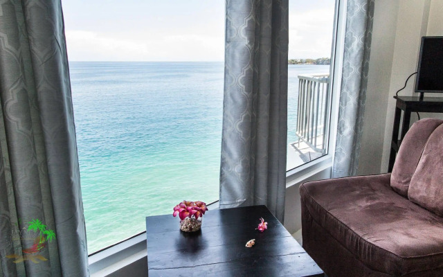 Jaynet Oceanview Resort