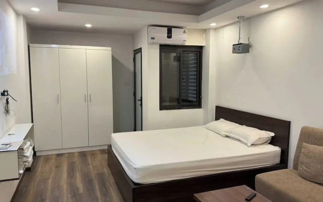 Era Apartment Ha Yen Quyet