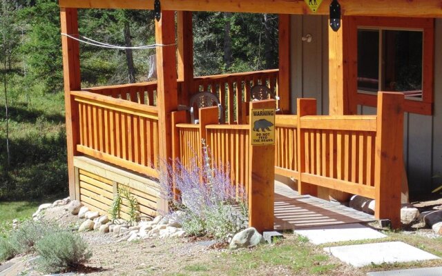 TimberWolf Lodge B&B