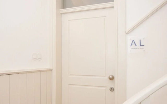 Liiiving in - Ribeira Secret Apartment