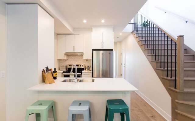 Spectacular and Modern Little Italy Penthouse