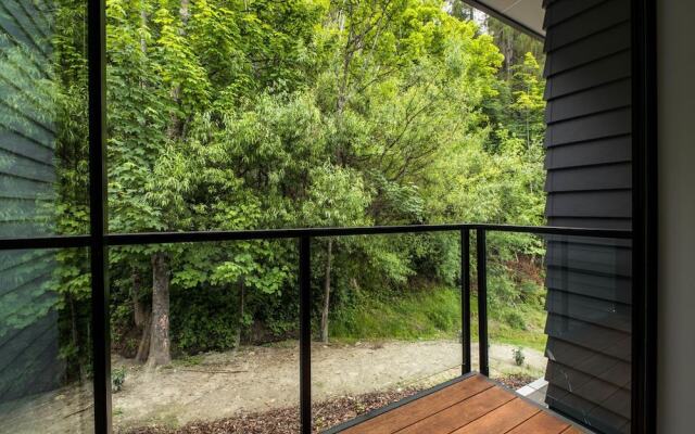 Bright, Modern, Plush - Brand New Townhouse