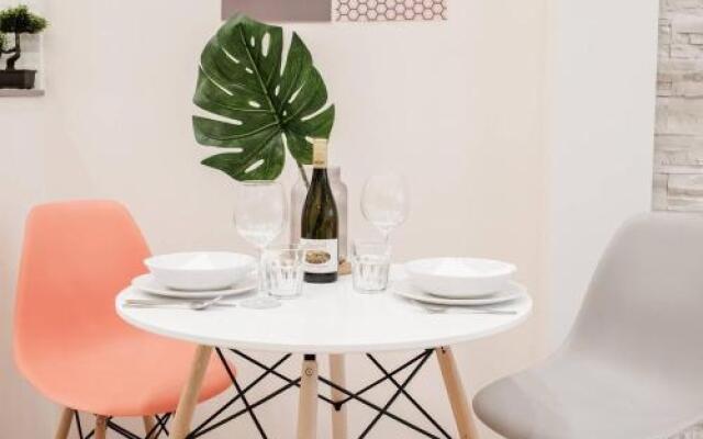 New Luxury Apartment In The Center With Ac