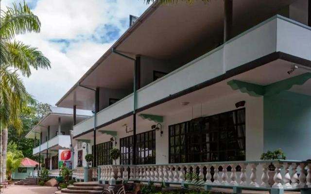 La Digue Self Catering