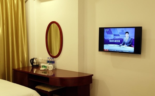 GreenTree Inn ShangHai South Lingyan Road Yangsi Metro Station Shell Hotel – Guest Rooms – Shanghai