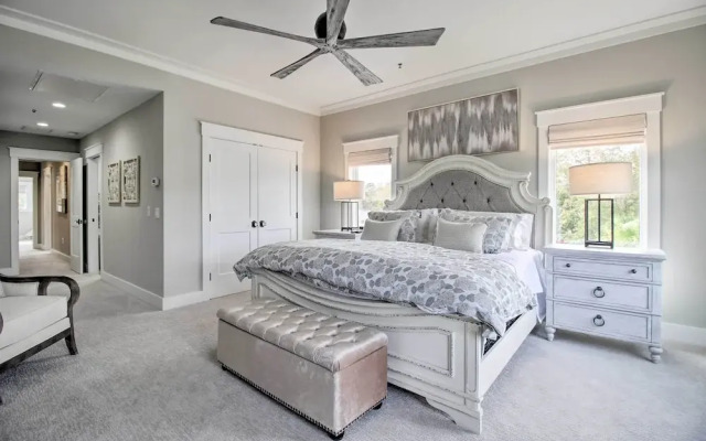 Pet-friendly Villa w/ Balcony in Bluffton!