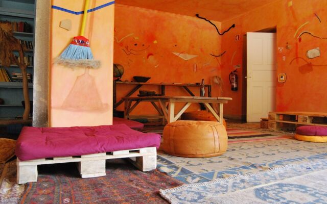 Almáa Sintra Hostel