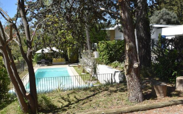 suite indépendante au calme avec piscine