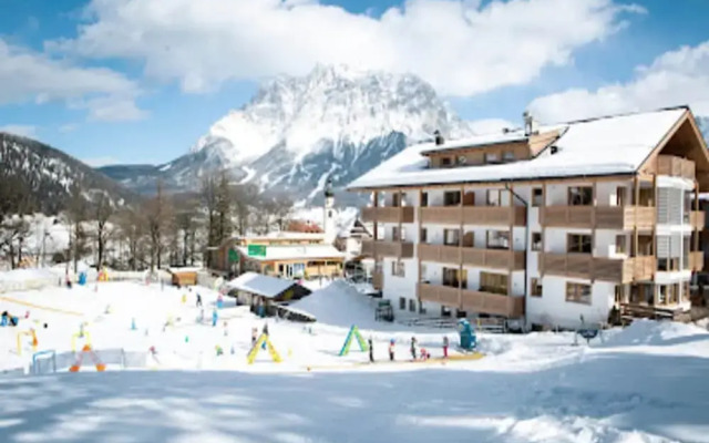 Apartment in Tyrol With hot tub