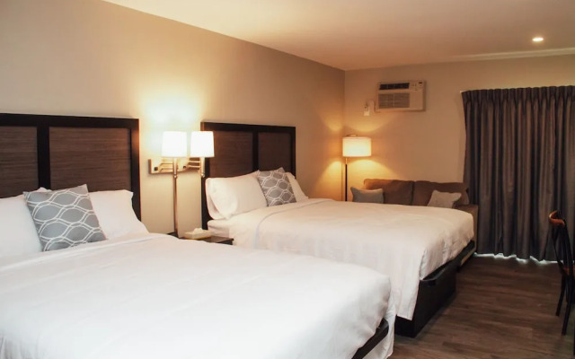 Country Squire Inn and Suites