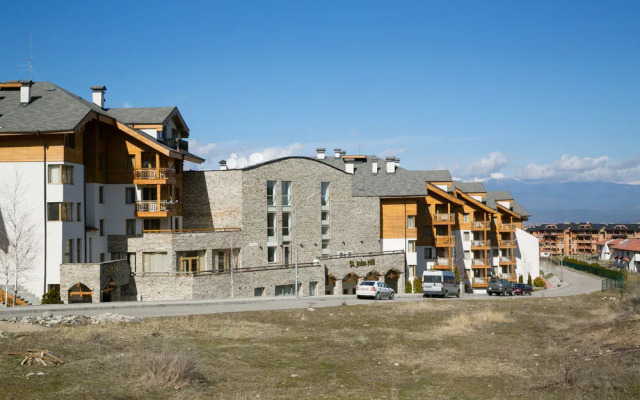 St. John Hill Suites Hotel