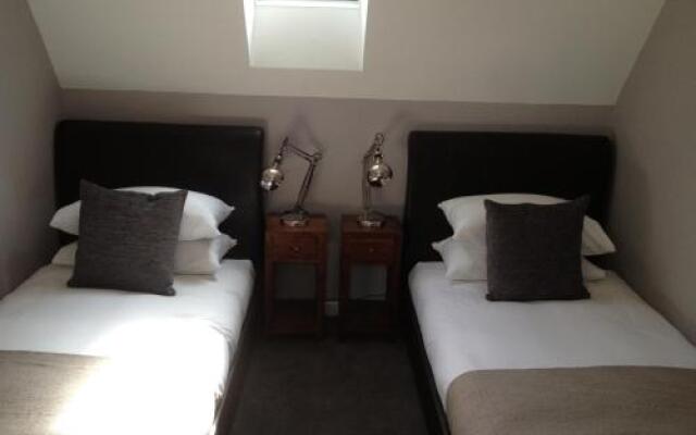 Home Farm Apartments