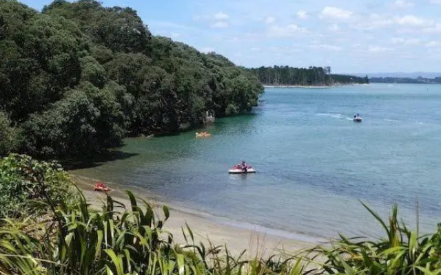 The Jandal - Waihi Beach Holiday Home