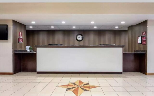 Clarion Hotel Conference Center New Cumberland