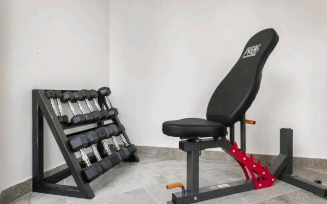 Neem 21 NILAY, Elegant Apartment 10 min from the Beach