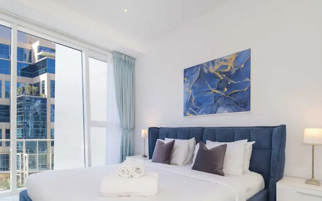 LUX - The Pad Executive Suite 4