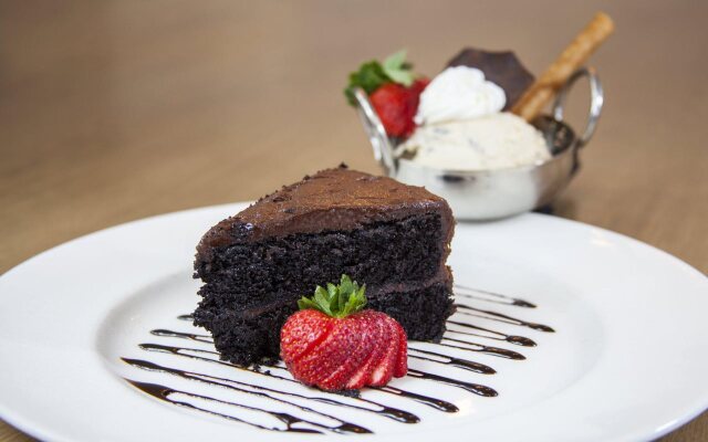 Holiday Inn Hotel & Suites Scottsdale North - Airpark by IHG