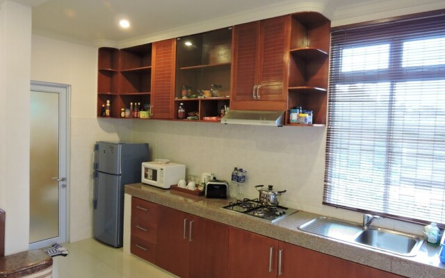 Smiling hill Apartments & Guesthouse