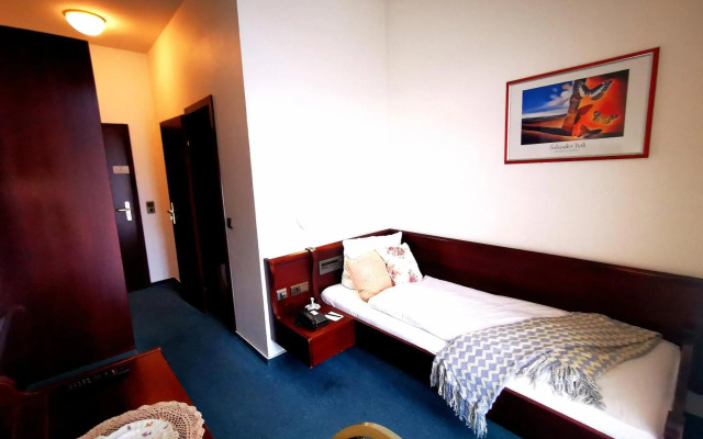 Hotel Tante Alma Mannheim