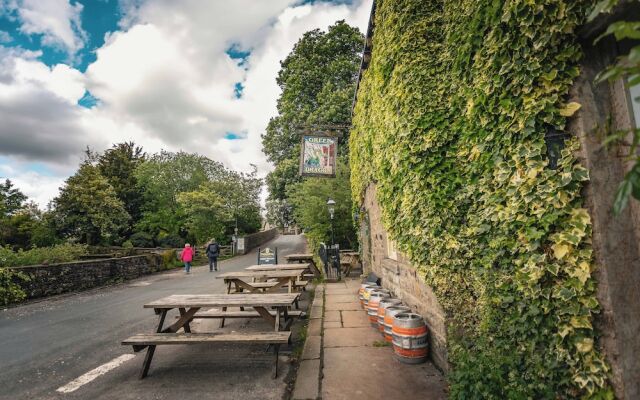 The Green Dragon Inn - Hardraw