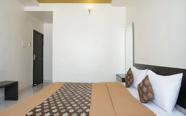 Hotel Pavitra