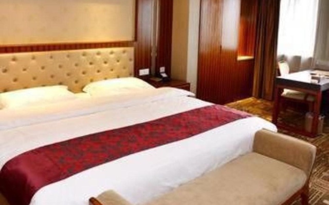 Xingang Hotel – Guest Rooms – Chengdu