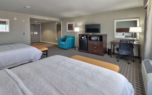 Hampton Inn & Suites Albuquerque Airport