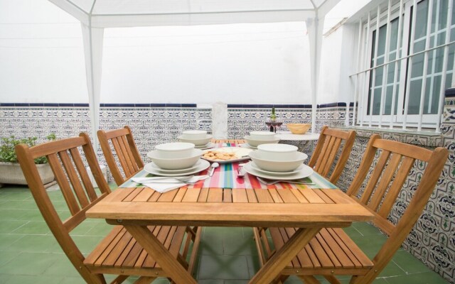 Stunning 3 Bedrooms Apartment