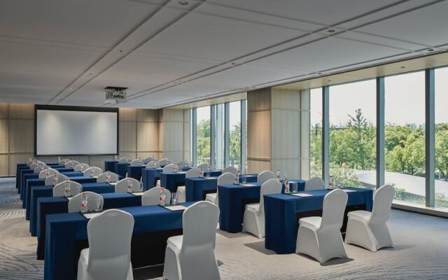 Crowne Plaza Hangzhou Riverside by IHG