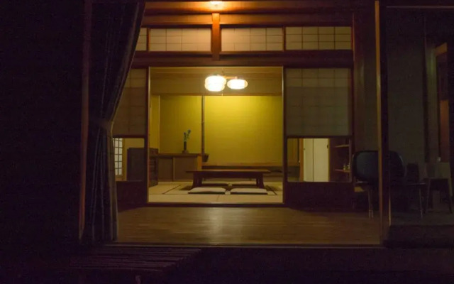 SUKIYA-zukuri Suehiro House