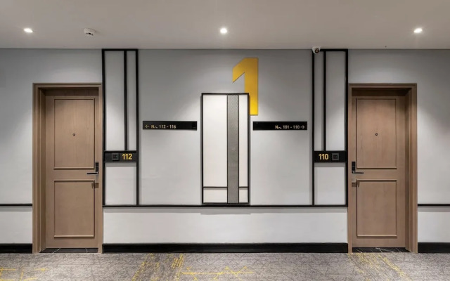 ROOMS INC Sudirman Jakarta