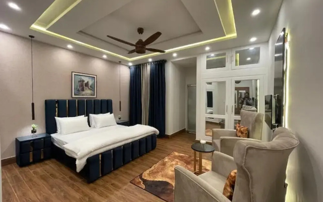 Loft bnb f-10 Guest House