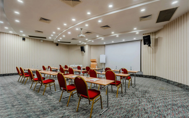 Ramada Plaza by Wyndham Izmir