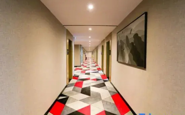 Shankee Hotel (Linfen Ji County)