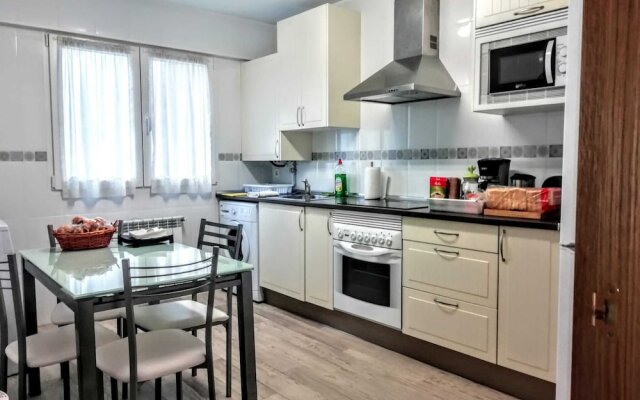 Remarkable 3 Bed Apartment In Oviedo