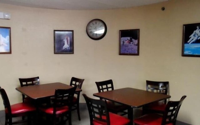 Budgetel Inn NASA