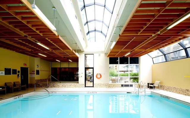 Landis Hotel & Suites