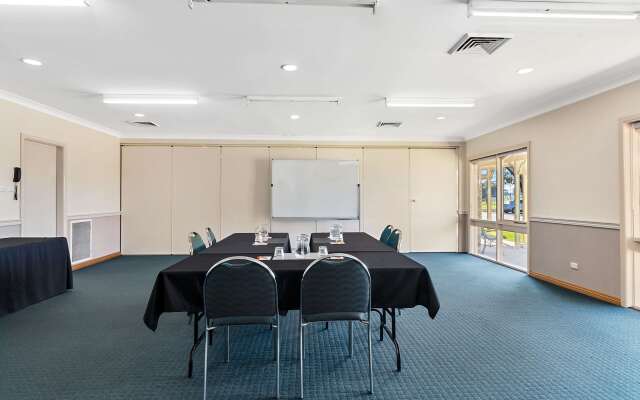Quality Inn Carriage House