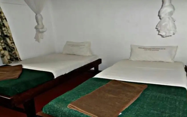 Kilimanjaro Backpackers Hotel - Backpacker