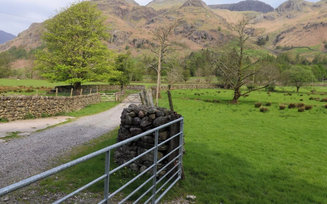 Two Side House Farm