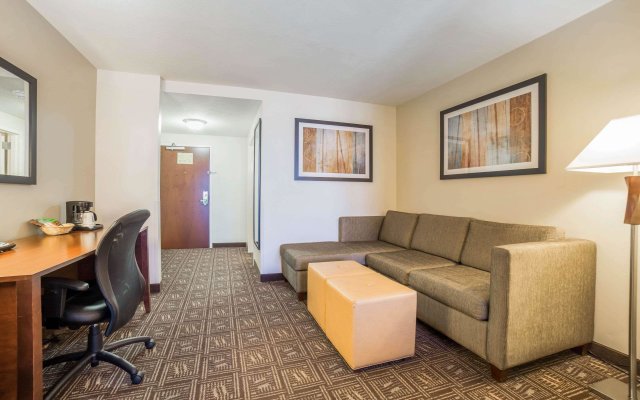Comfort Inn & Suites Tooele - Salt Lake City