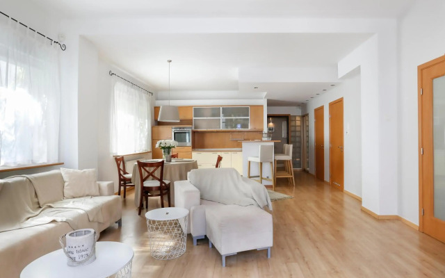 VIU Secret Garden Apartment