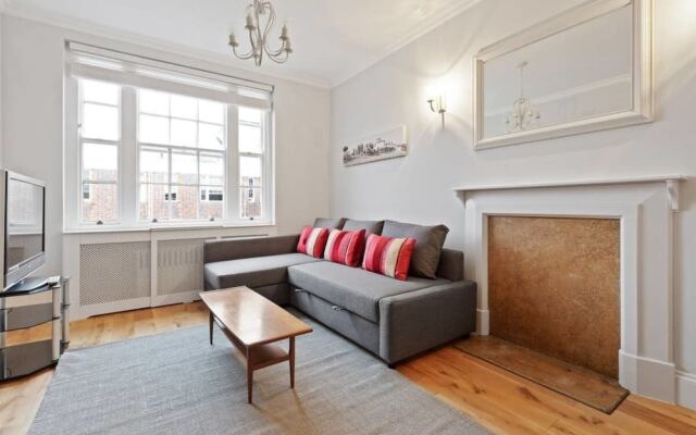 Newly Refurbished 2 Bed In Bayswater, 2Min To Stn