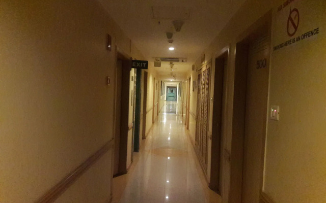 Capital O 48073 K Star Hotel