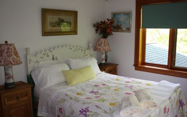 Honey Maple Grove BnB